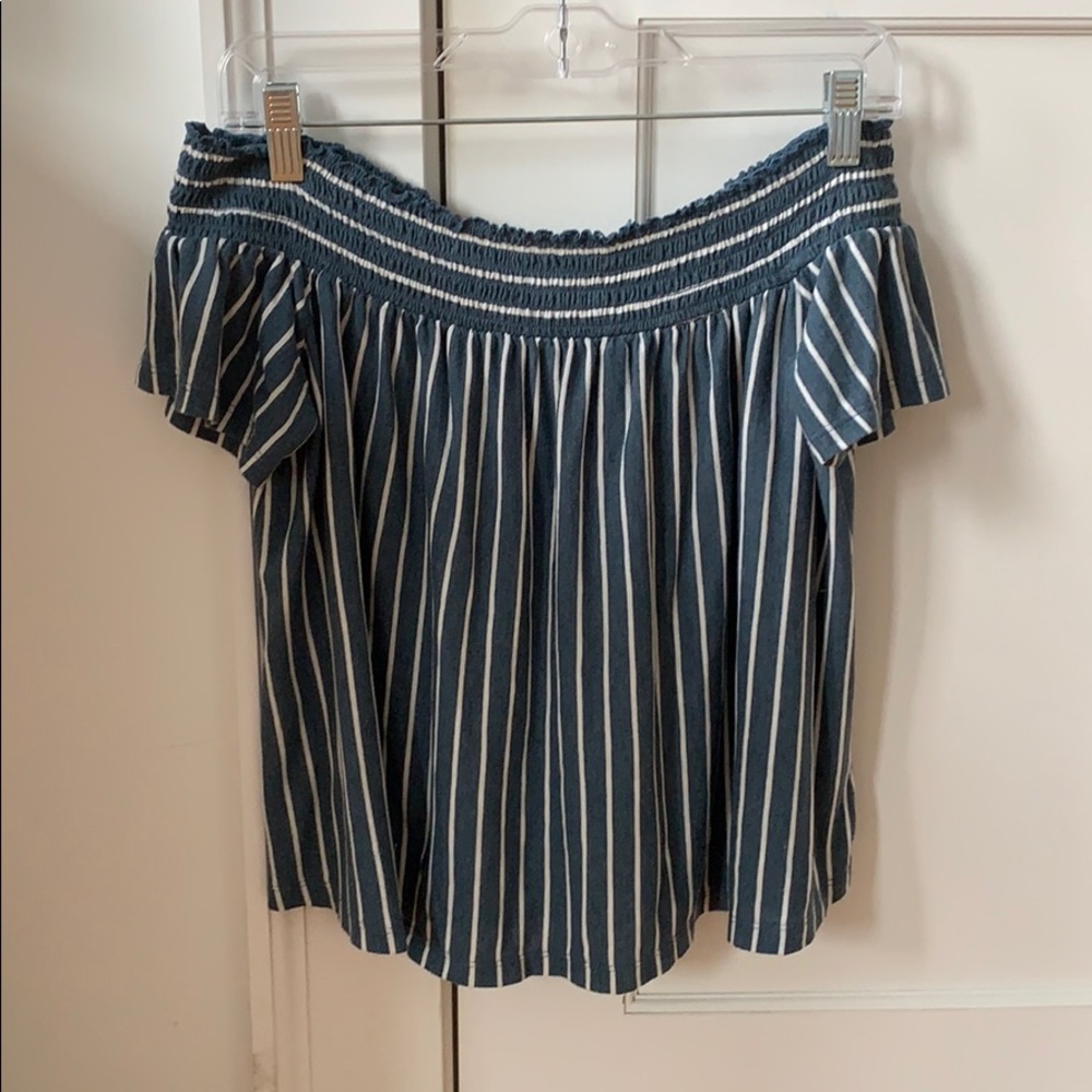 American Eagle Outfitters Off the Shoulder Top